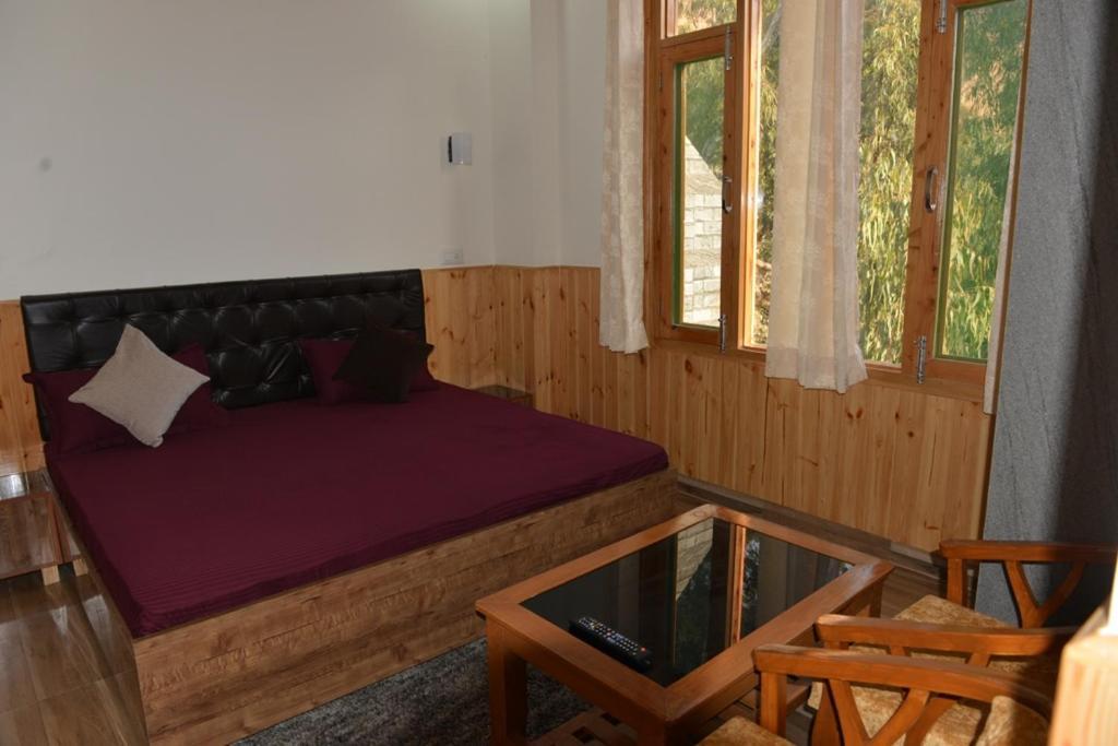 Tulip Flowing River View Hotel. Shamshi المظهر الخارجي الصورة
