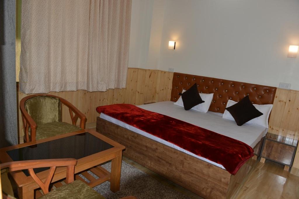 Tulip Flowing River View Hotel. Shamshi المظهر الخارجي الصورة